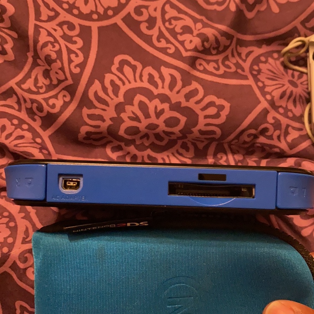 2DS NINTENDO for kids - Picture 9 of 11